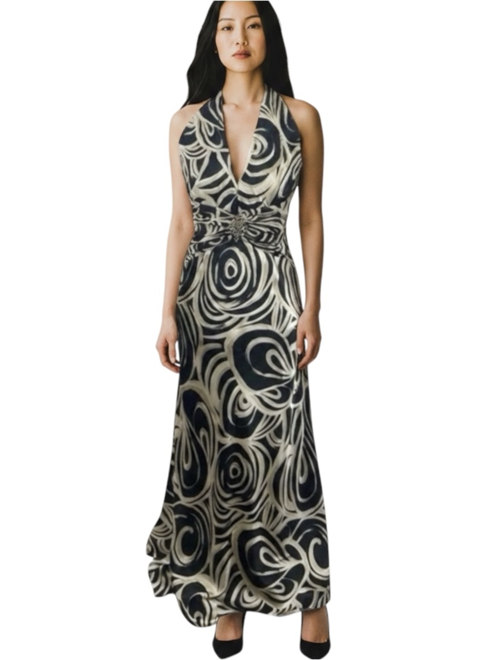 Betsy & Adam Black Cream Satin Evening Occasion Halter Maxi Dress NWOT Size 4
